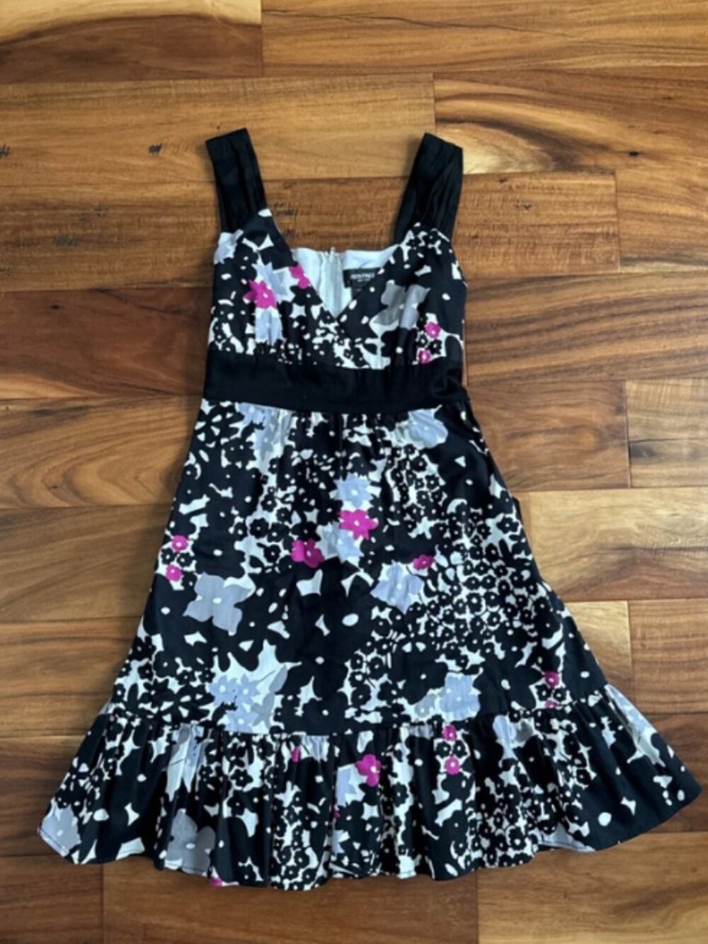 Alyn Paige Juniors 5/6 Empire Waist Dress Black White Pleated Ruched Tie Back